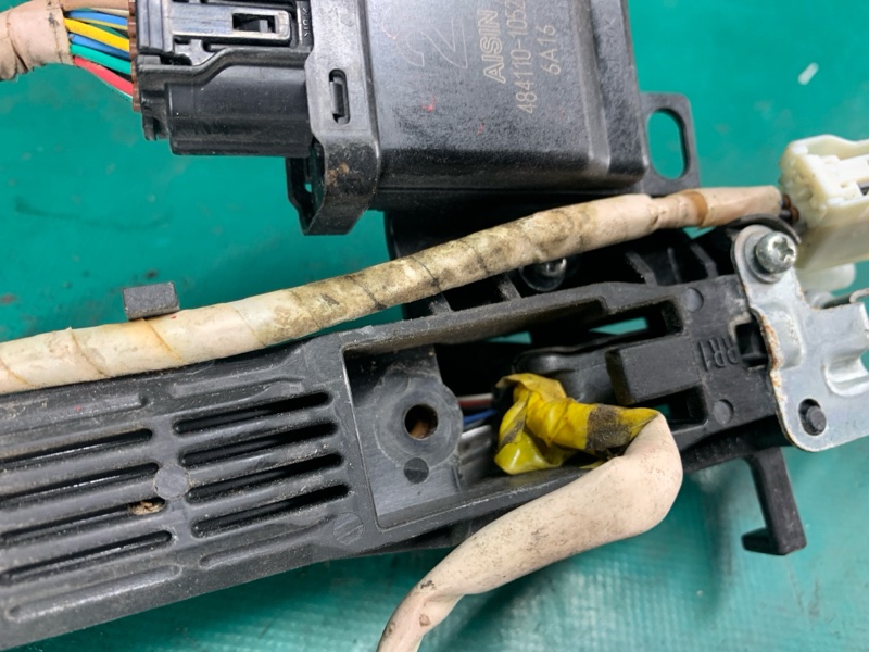 Ручка двери наружная задняя правая AVALON 05-12 2006 3.5 2GR-FE