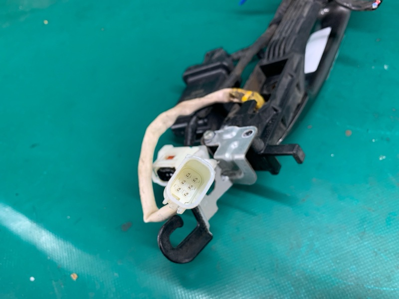 Ручка двери наружная задняя левая AVALON 05-12 2006 3.5 2GR-FE