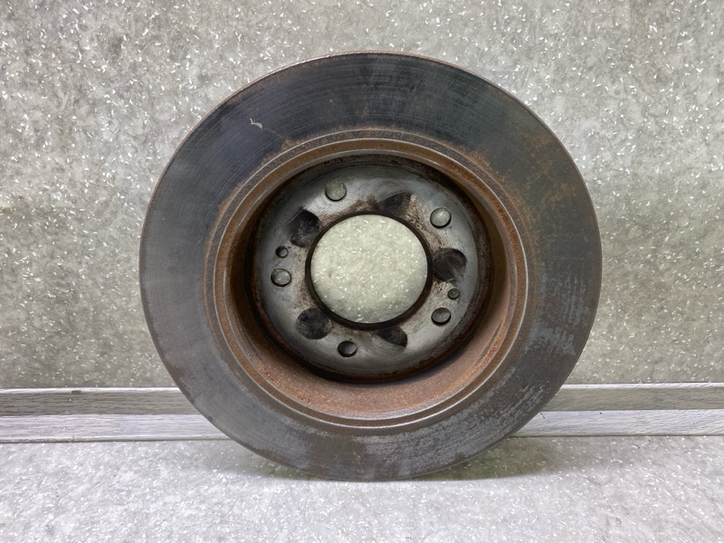 Тормозной диск задний ELANTRA MD 10-15 2013 1.8 G4NB Тормозной диск задний ELANTRA MD 10-15 2013 1.8 G4NB