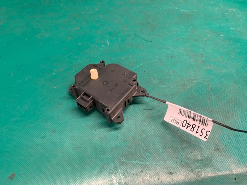 Моторчик заслонки печки TOYOTA AVALON 05-12 2006 3.5 2GR-FE 8710607140 Б/У