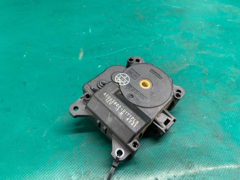 Моторчик заслонки печки AVALON 05-12 2006 3.5 2GR-FE Моторчик заслонки печки AVALON 05-12 2006 3.5 2GR-FE