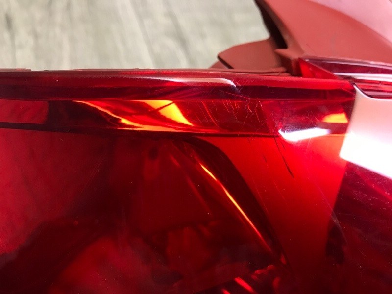 Фонарь наружный левый AURIS 06-12 -10