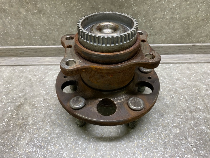 Ступица задняя ELANTRA MD 10-15 2013 1.8 G4NB