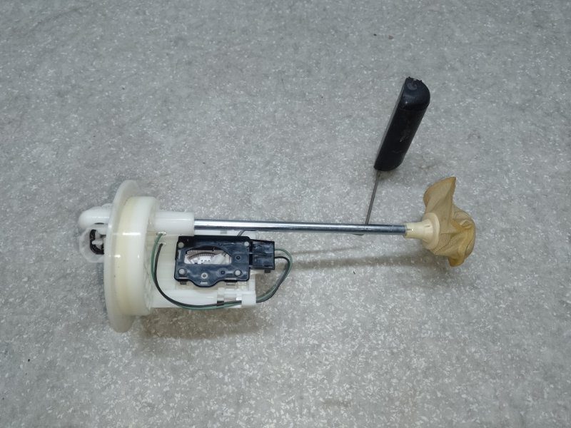 Датчик уровня топлива SUBARU FORESTER 12-19 42081FJ010 Б/У