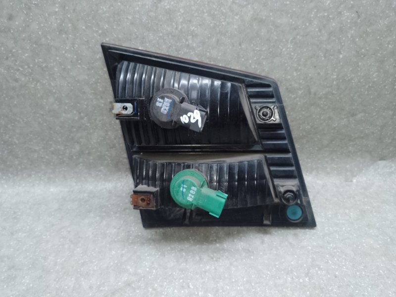 Фонарь внутренний правый JOURNEY 08-20 2008 3.5 EGF Фонарь внутренний правый JOURNEY 08-20 2008 3.5 EGF