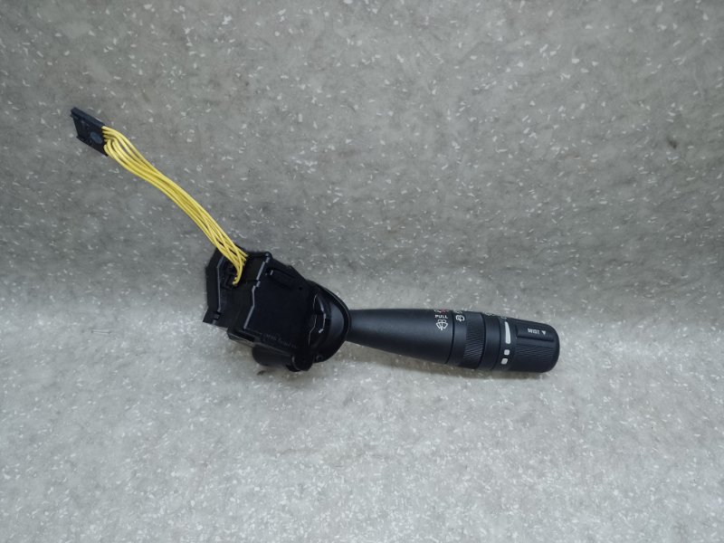 Запчасть подрулевой переключатель правый DODGE JOURNEY 08-20 2008 3.5 EGF 68003215AC Б/У Подрулевой переключатель правый DODGE JOURNEY 08-20 2008 3.5 EGF 68003215AC Б/У