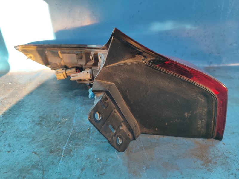 Фонарь наружный правый X-TRAIL/ROGUE T33 20- 2021 2.5 PR25DD