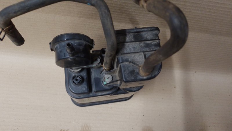 Абсорбер топливный LEXUS RX350/450 09-15