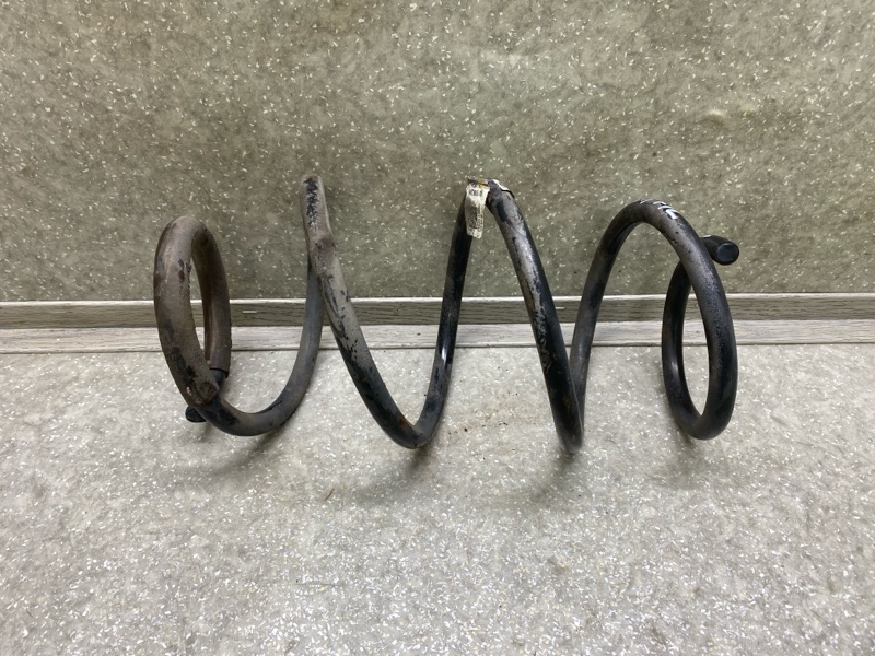 Пружина передней подвески левая ELANTRA AD 16- 2017 2.0 G4NH