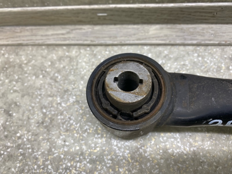 Рычаг задней подвески поперечный нижний FUSION 14- 2019 C20EDEF