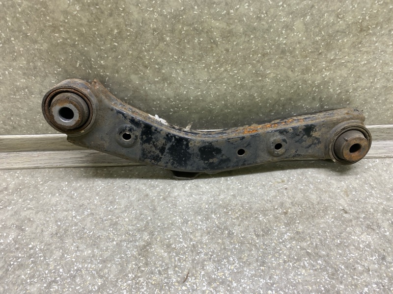 Рычаг задней подвески поперечный верхний SANTA FE (DM) 12-18 2013 2.0 G4KH Рычаг задней подвески поперечный верхний SANTA FE (DM) 12-18 2013 2.0 G4KH