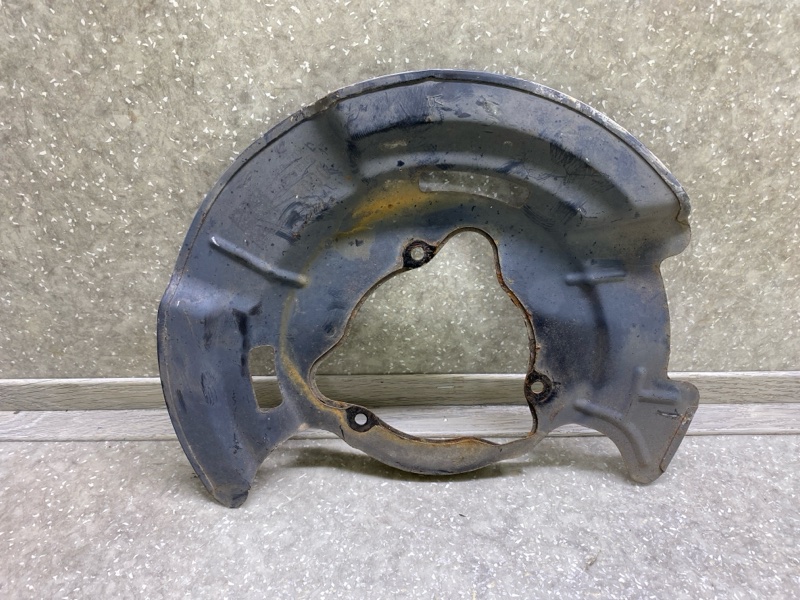 Защита тормозного диска передняя правая ELANTRA AD 16- 2017 2.0 G4NH