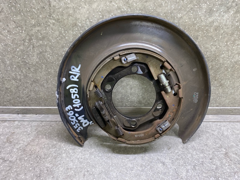 Тормозной механизм правый HYUNDAI SANTA FE (DM) 12-18 2017 2.4 G4KJ 58270-2W000 Б/У