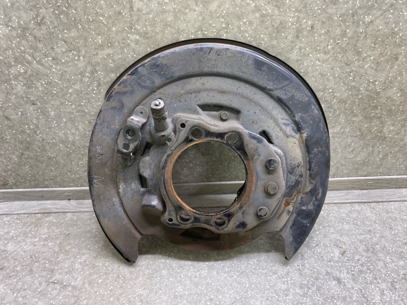 Тормозной механизм правый FORESTER 12-19 2015 2.5 FB25B