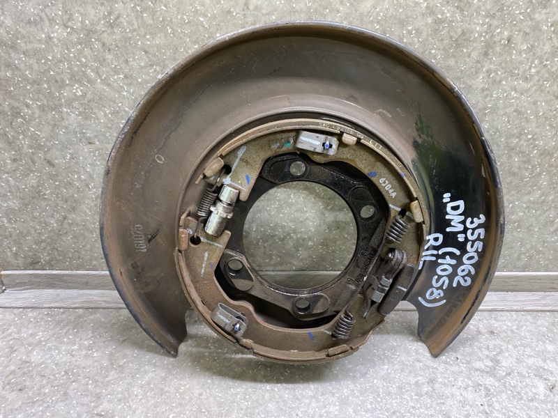 Тормозной механизм левый HYUNDAI SANTA FE (DM) 12-18 2017 2.4 G4KJ 58250-2W000 Б/У