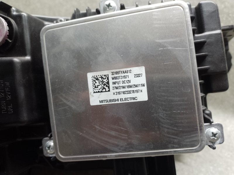 Фара левая MDX 21-