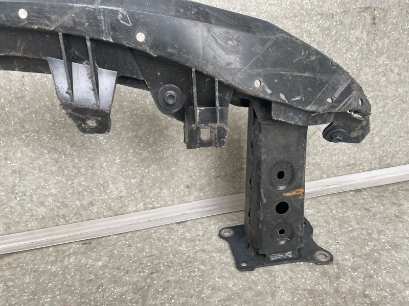 Усилитель переднего бампера CX-30 19- 2021 2.5L Усилитель переднего бампера CX-30 19- 2021 2.5L