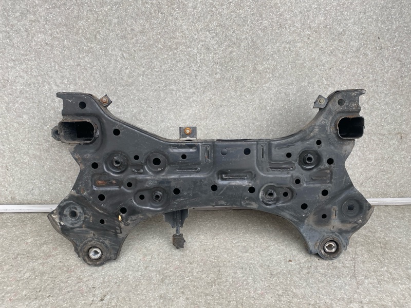 Балка передней подвески ELANTRA AD 16- 2017 2.0 G4NH