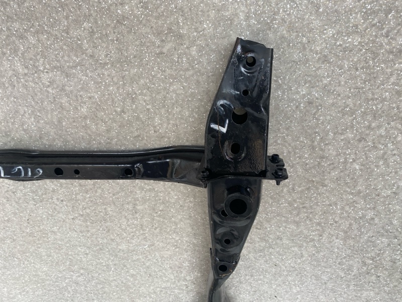 Балка передней подвески CX-5 (KF) 16-21 2018 2.5L Балка передней подвески CX-5 (KF) 16-21 2018 2.5L