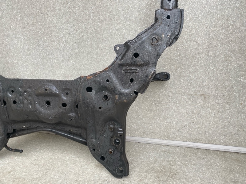 Балка передней подвески CX-5 (KF) 16-21 2018 2.5L Балка передней подвески CX-5 (KF) 16-21 2018 2.5L