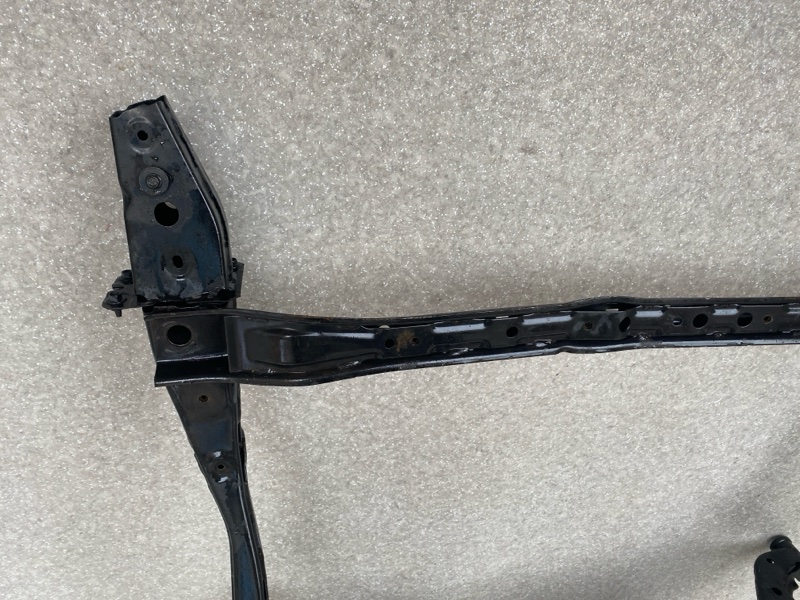 Балка передней подвески CX-5 (KF) 16-21 2018 2.5L Балка передней подвески CX-5 (KF) 16-21 2018 2.5L