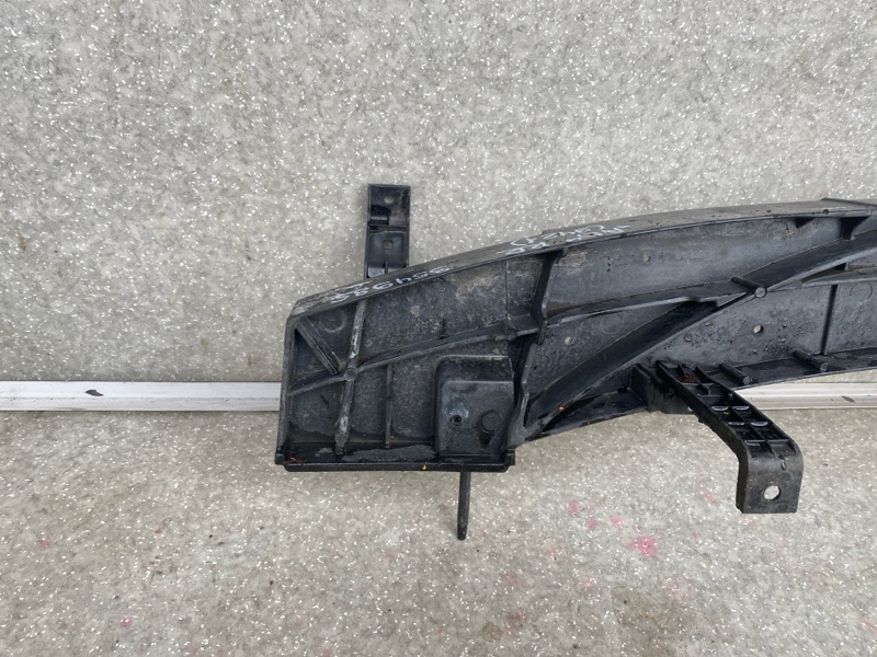 Усилитель заднего бампера ELANTRA AD 16- 2017 2.0 G4NH