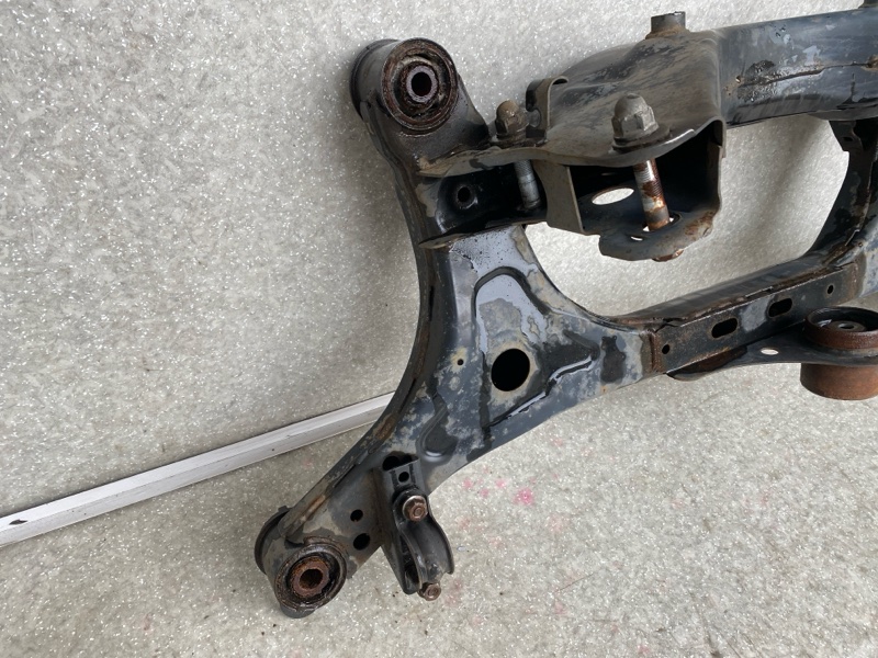 Балка задней подвески JUKE 10-19 2011 1.6 MR16DDT