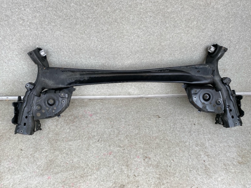 Балка задней подвески CX-30 19- 2021 2.5L