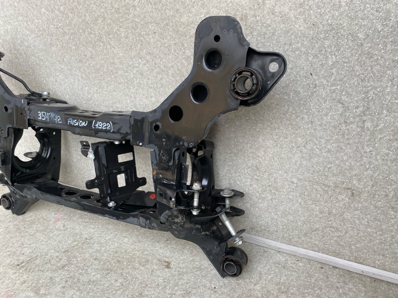 Балка задней подвески FORD FUSION 14- C20EDEF