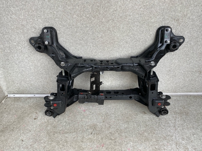 Балка задней подвески FUSION 14- 2019 C20EDEF