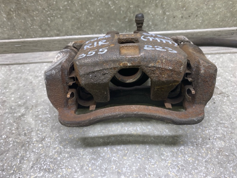 Суппорт тормозной задний правый FORESTER SG 02-07 2005 2.5 EJ253