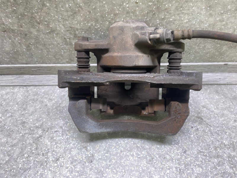 Суппорт тормозной задний левый SUBARU FORESTER 12-19 2.5 FB25B Суппорт тормозной задний левый SUBARU FORESTER 12-19 2.5 FB25B