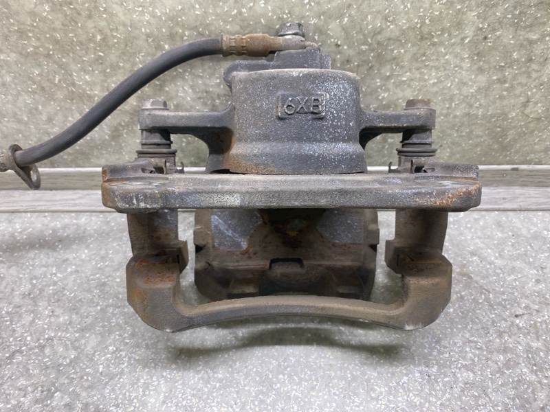 Суппорт тормозной передний левый LEXUS ES350 06-12 3.5 2GR-FE