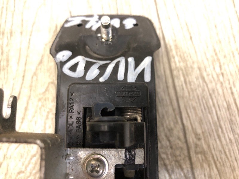 Ручка двери наружная левая NV200 USA 13- 2015 M20XUS 2.0 MR20DE