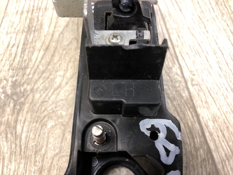 Ручка двери наружная левая NV200 USA 13- 2015 M20XUS 2.0 MR20DE