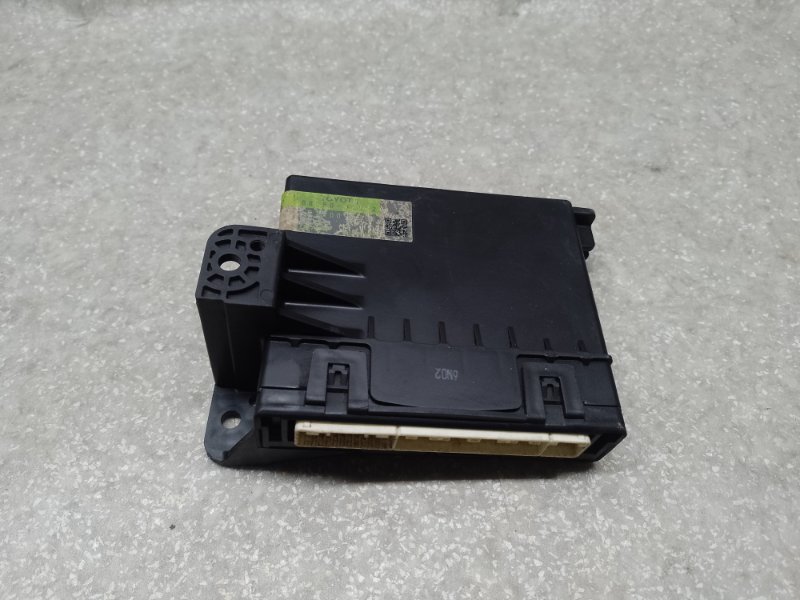 Блок электронный TOYOTA PRIUS - 30 09-17 2011 XW30 1.8 2ZRFXE 88650-47082 Б/У