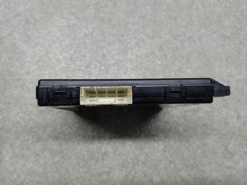 Блок электронный TOYOTA PRIUS - 30 09-17 XW30 1.8 2ZRFXE