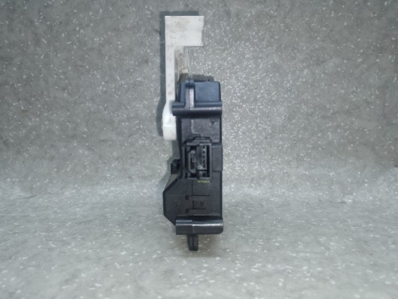 Моторчик заслонки печки TOYOTA PRIUS - 30 09-17 XW30 1.8 2ZRFXE