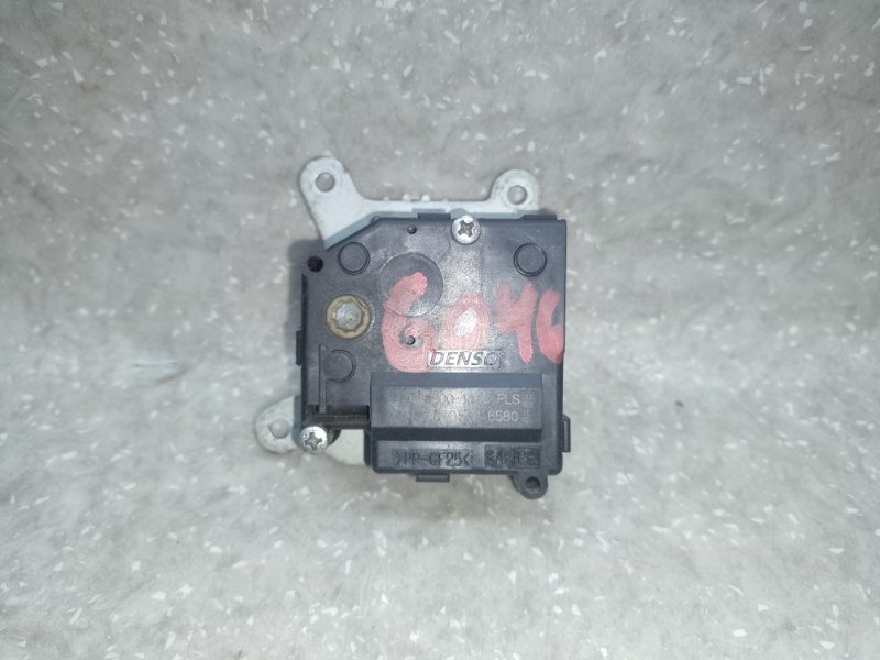 Моторчик заслонки печки PRIUS - 30 09-17 2011 XW30 1.8 2ZRFXE