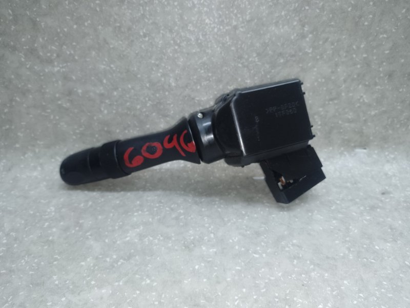 Подрулевой переключатель правый TOYOTA PRIUS - 30 09-17 XW30 1.8 2ZRFXE