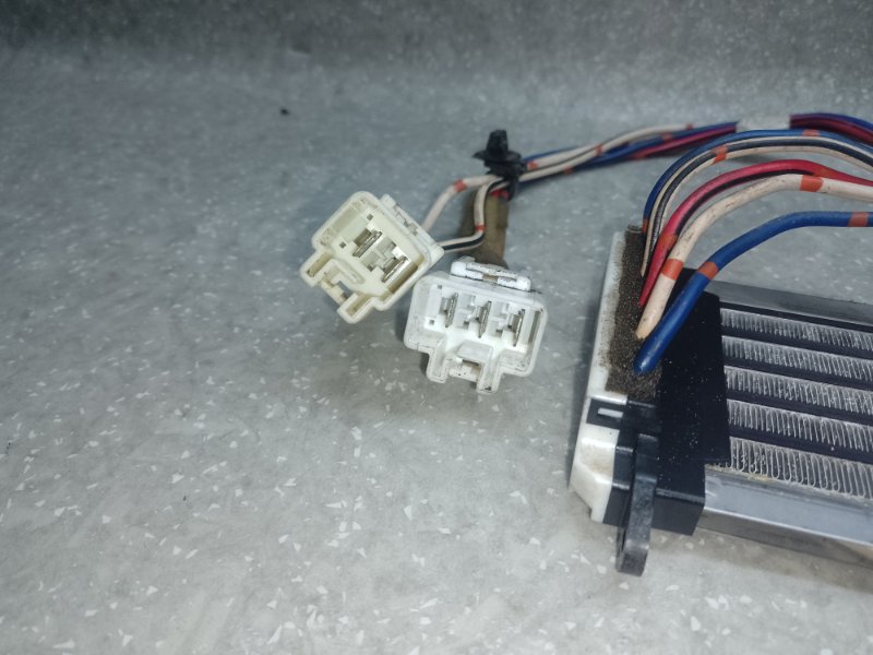 Радиатор печки TOYOTA PRIUS - 30 09-17 XW30 1.8 2ZRFXE