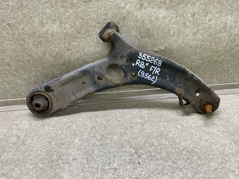 Рычаг передней подвески нижний правый HYUNDAI ACCENT RB 10- 2014 ХЭТЧБЭК 1.6 G4FD 54501-1R000 Б/У