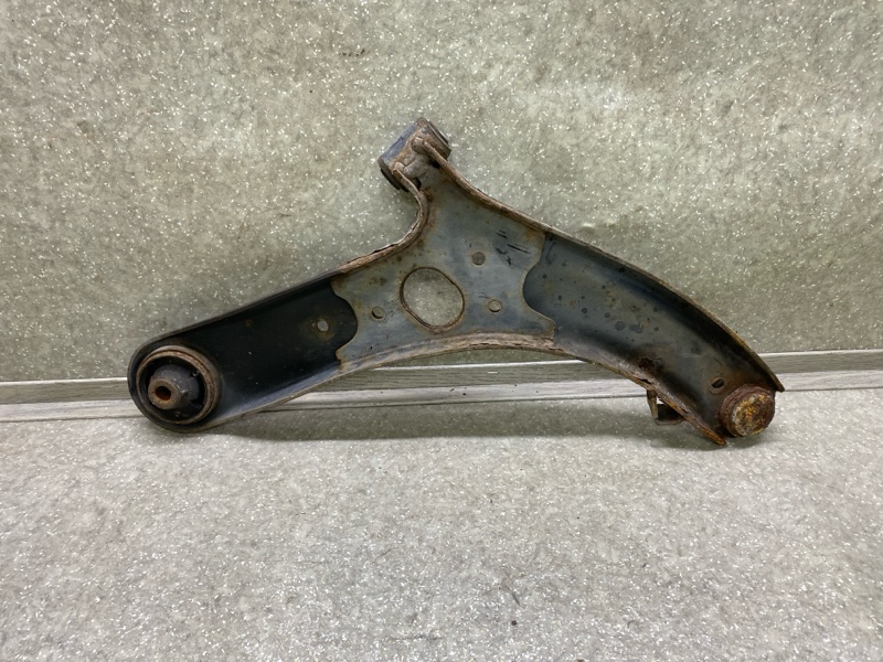 Рычаг передней подвески нижний левый ACCENT RB 10- 2014 ХЭТЧБЭК 1.6 G4FD