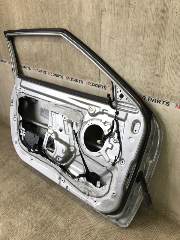 Дверь передняя левая VELOSTER 11-18 2012 1.6 G4FD