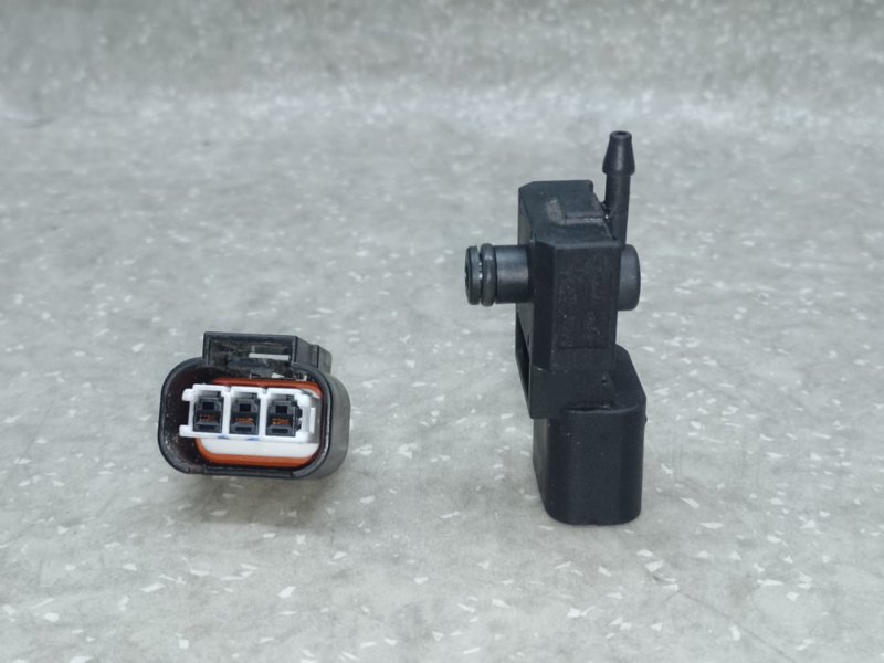 Датчик давления топлива SORENTO UM 14- 2017 2.4 G4KJ