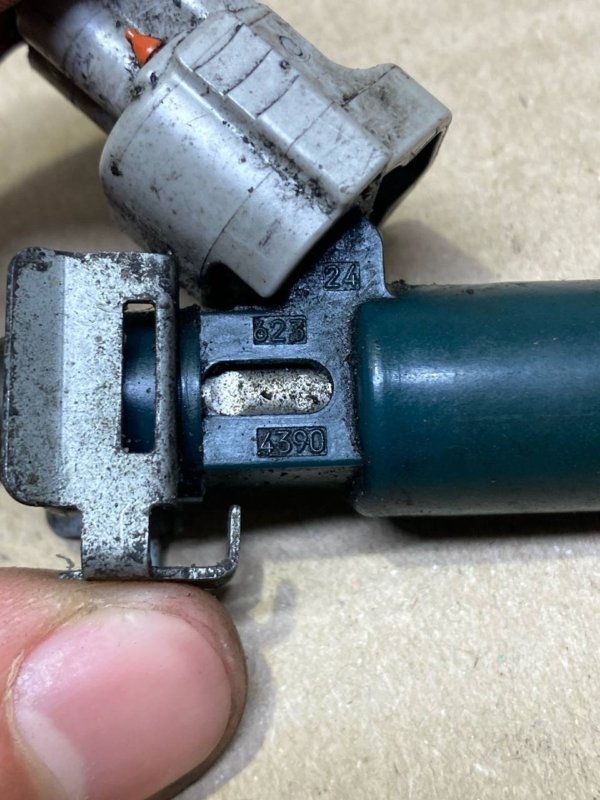 Форсунка топливная MAXIMA A34 03-08