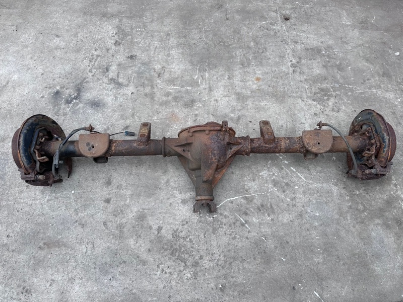 Запчасть мост задний HUMMER H3 05-10 2006 L52 3.5 L 15862986 Б/У Мост задний HUMMER H3 05-10 2006 L52 3.5 L 15862986 Б/У