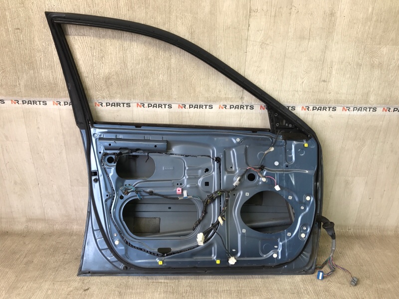 Дверь передняя левая CAMRY 30 02-06 2002 3.0 1MZFE