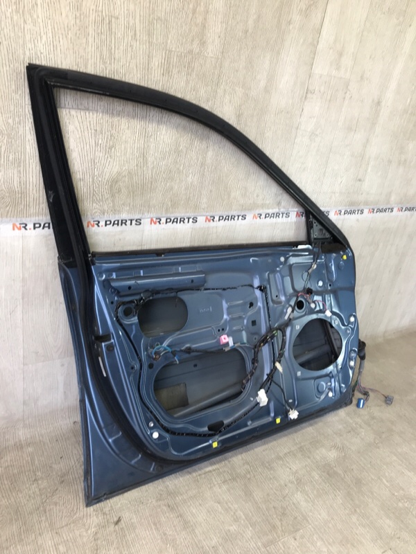 Дверь передняя левая CAMRY 30 02-06 2002 3.0 1MZFE