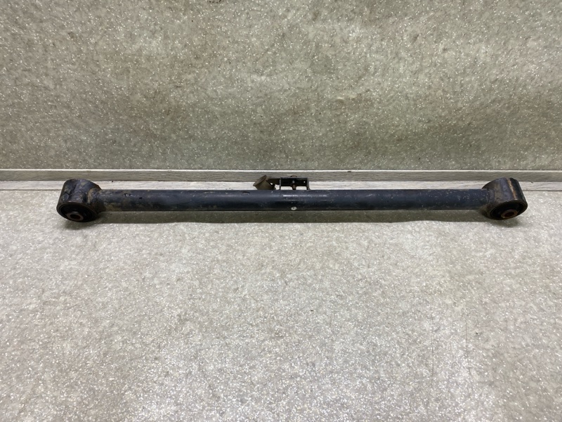 Рычаг задней подвески продольный левый GX470 02-09 2004 4.7 2UZFE